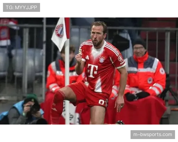 凯恩23场28球打破莱万纪录 连续六场破门状态持续火热 凯恩23场28球打破莱万纪录 连续六场破门状态持续火热